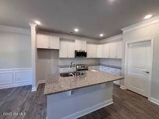 $402,500 | 114 Firethorn Circle, Wallace, NC 28466