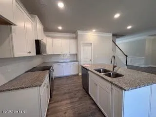 $402,500 | 114 Firethorn Circle, Wallace, NC 28466