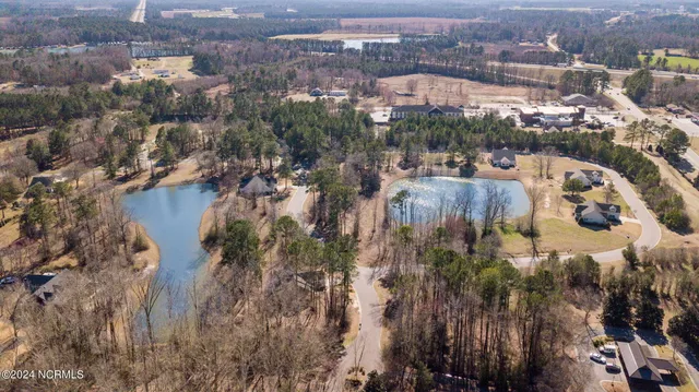 $402,500 | 114 Firethorn Circle, Wallace, NC 28466