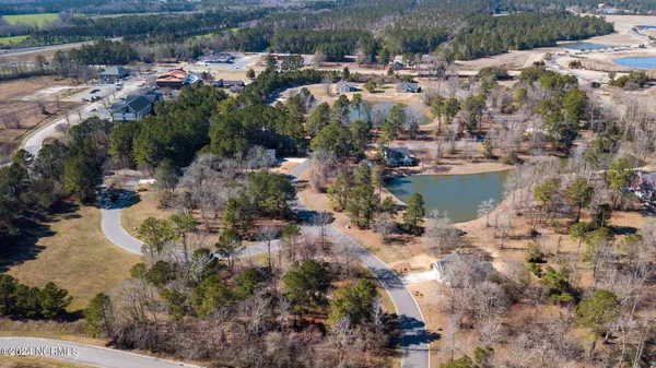 $402,500 | 114 Firethorn Circle, Wallace, NC 28466