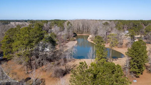 $402,500 | 114 Firethorn Circle, Wallace, NC 28466