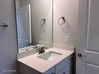 $402,500 | 114 Firethorn Circle, Wallace, NC 28466