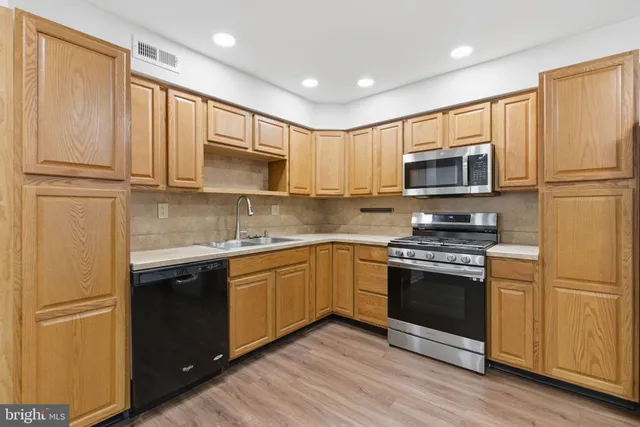 $2,900 | 3509 Chalfont Drive, Philadelphia, PA 19154