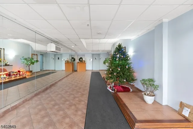 $304,999 | 704-712 North Broad Street, Elizabeth, NJ 07208