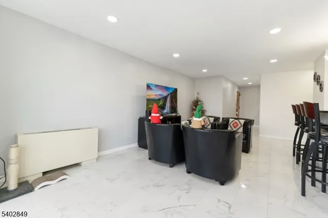 $304,999 | 704-712 North Broad Street, Elizabeth, NJ 07208