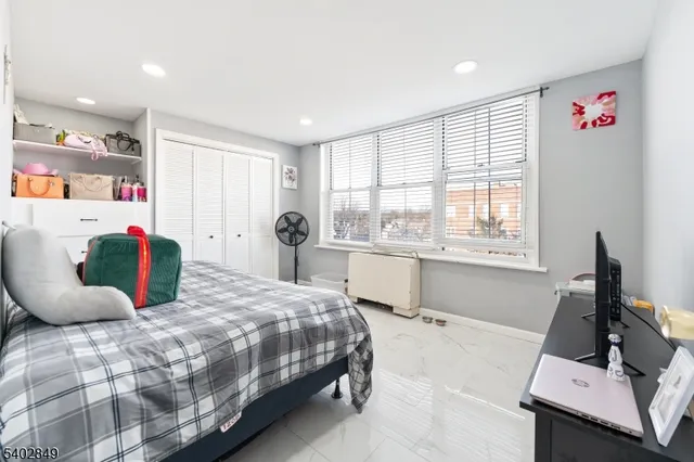 $304,999 | 704-712 North Broad Street, Elizabeth, NJ 07208