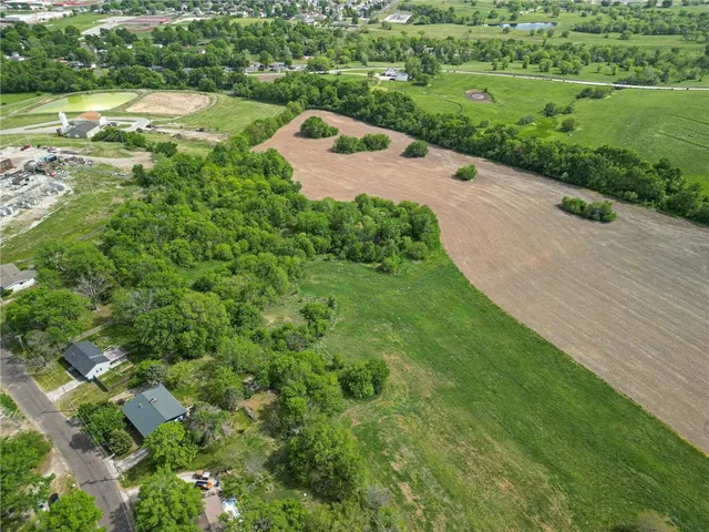 $750,000 | West Main Street, Odessa, MO 64076