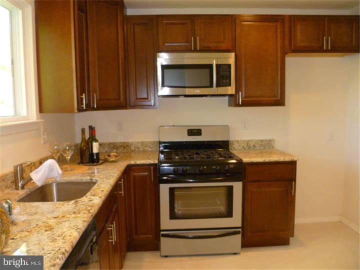 117 Blue Ridge Road Voorhees, NJ 08043 - Photo 5 of 25 Kitchen