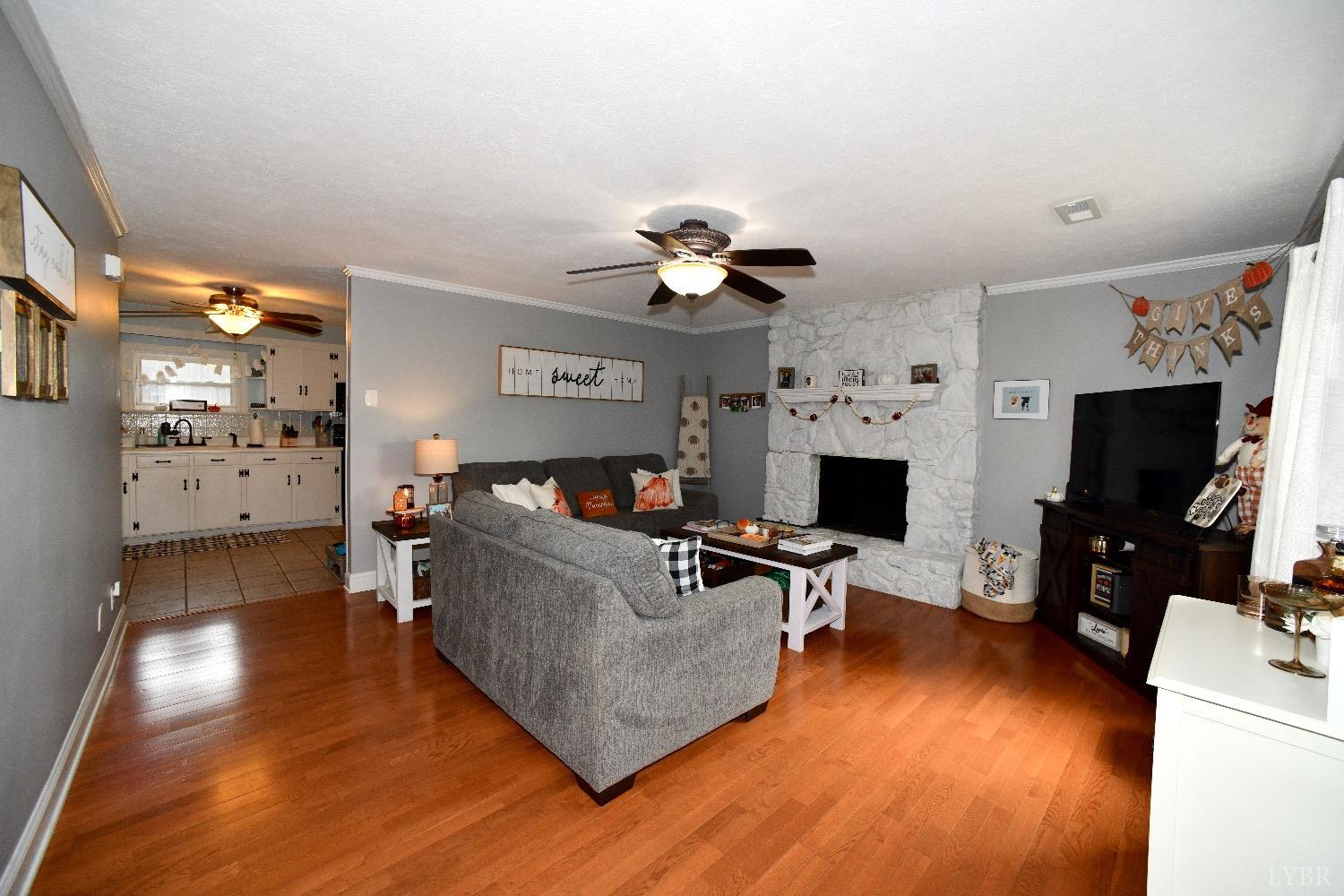 127 Wells Road Madison Heights, VA 24572 - Photo 16 of 27 Gallery Image 16