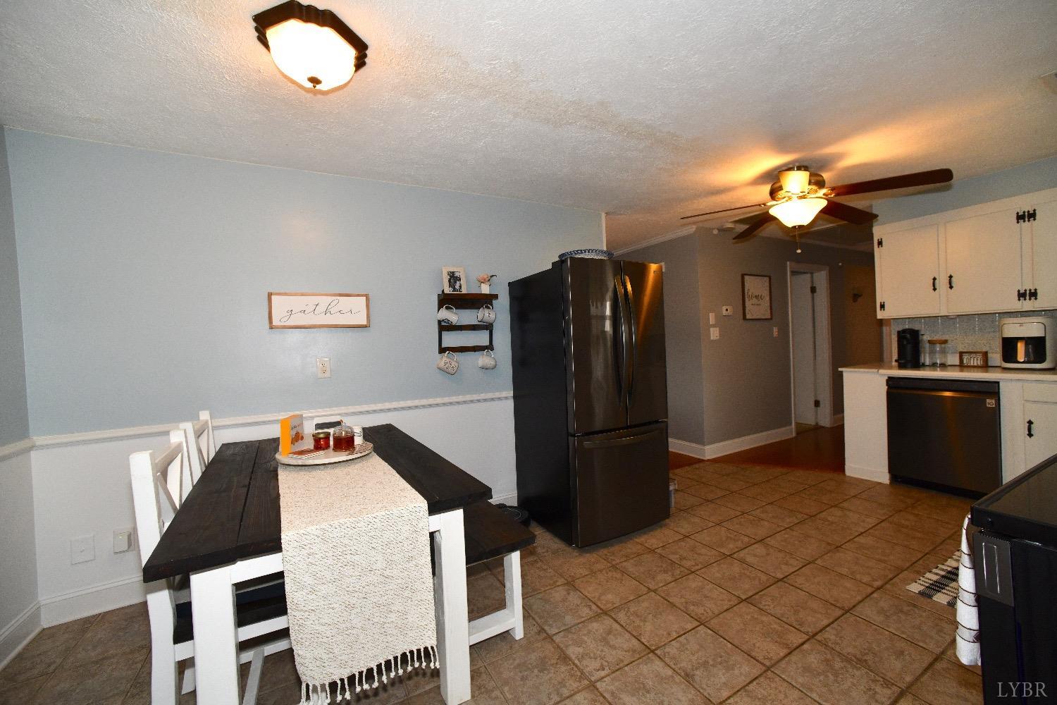 127 Wells Road Madison Heights, VA 24572 - Photo 17 of 27 Gallery Image 17