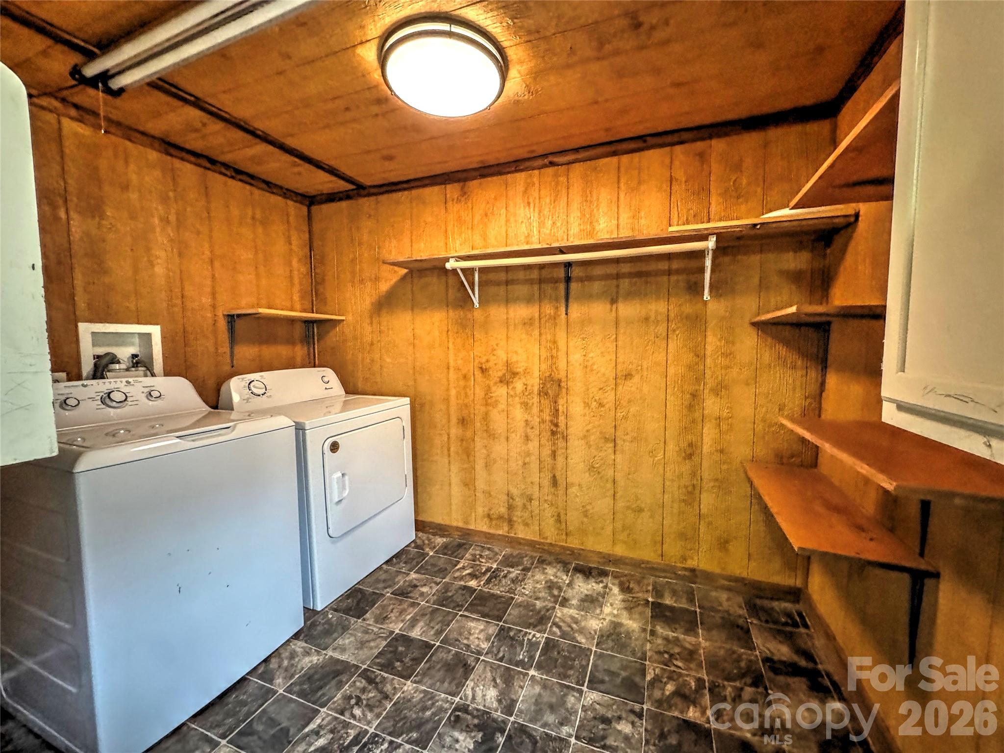 1101 Otter Creek Road Topton, NC 28781 - Photo 22 of 37 a utility room with dryer and washer