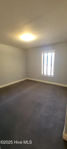 $1,700 | 4919 West Rainbow Drive, Wilmington, NC 28403