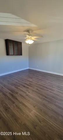 $1,700 | 4919 West Rainbow Drive, Wilmington, NC 28403