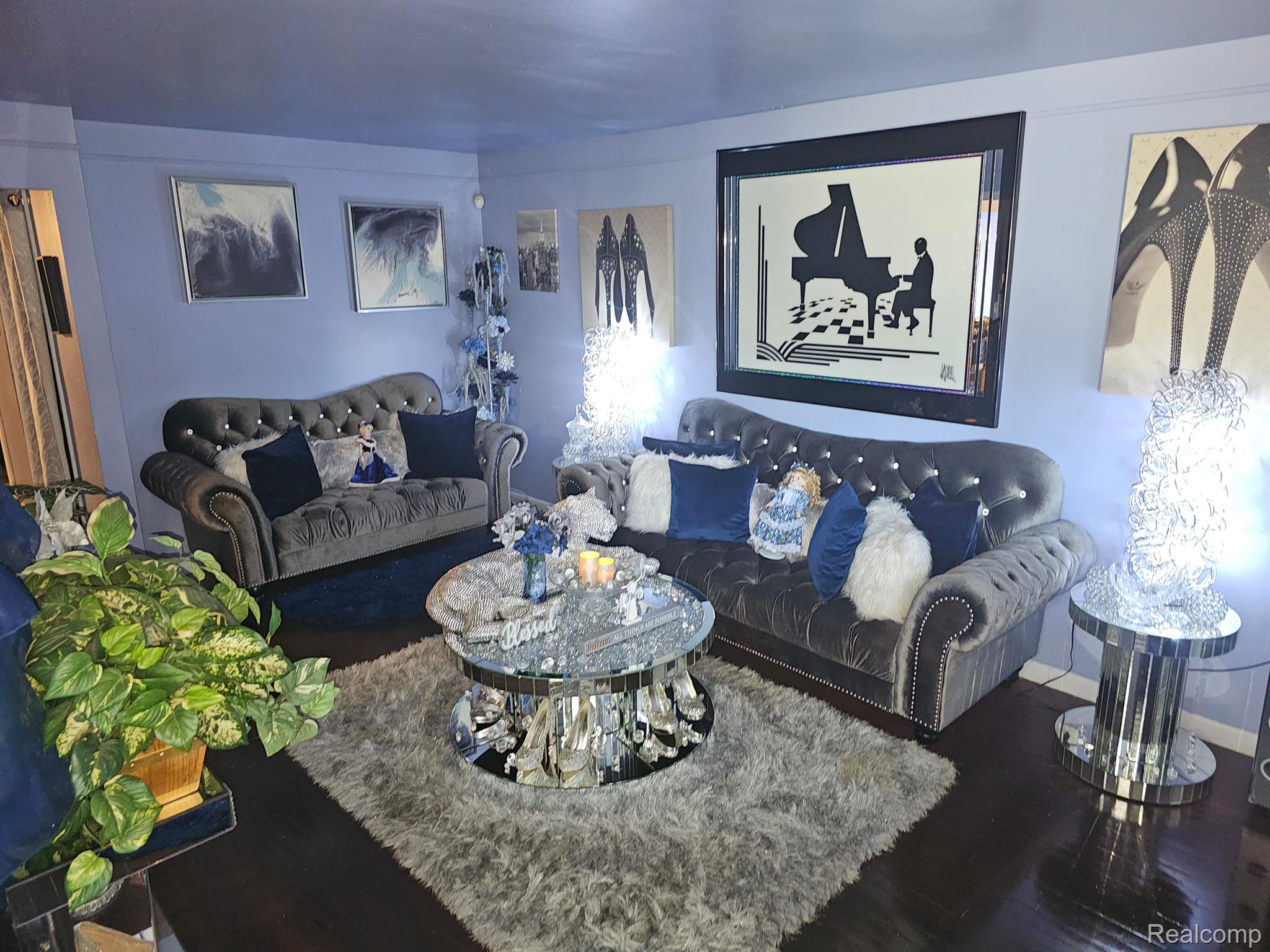 19216 Lahser Road Detroit, MI 48219 - Photo 6 of 15 Gallery Image 6