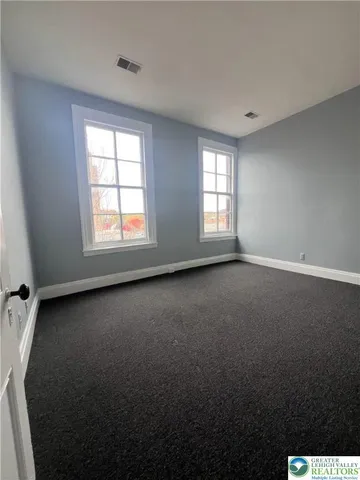 $1,550 | 200 Northampton Street, Easton, PA 18042