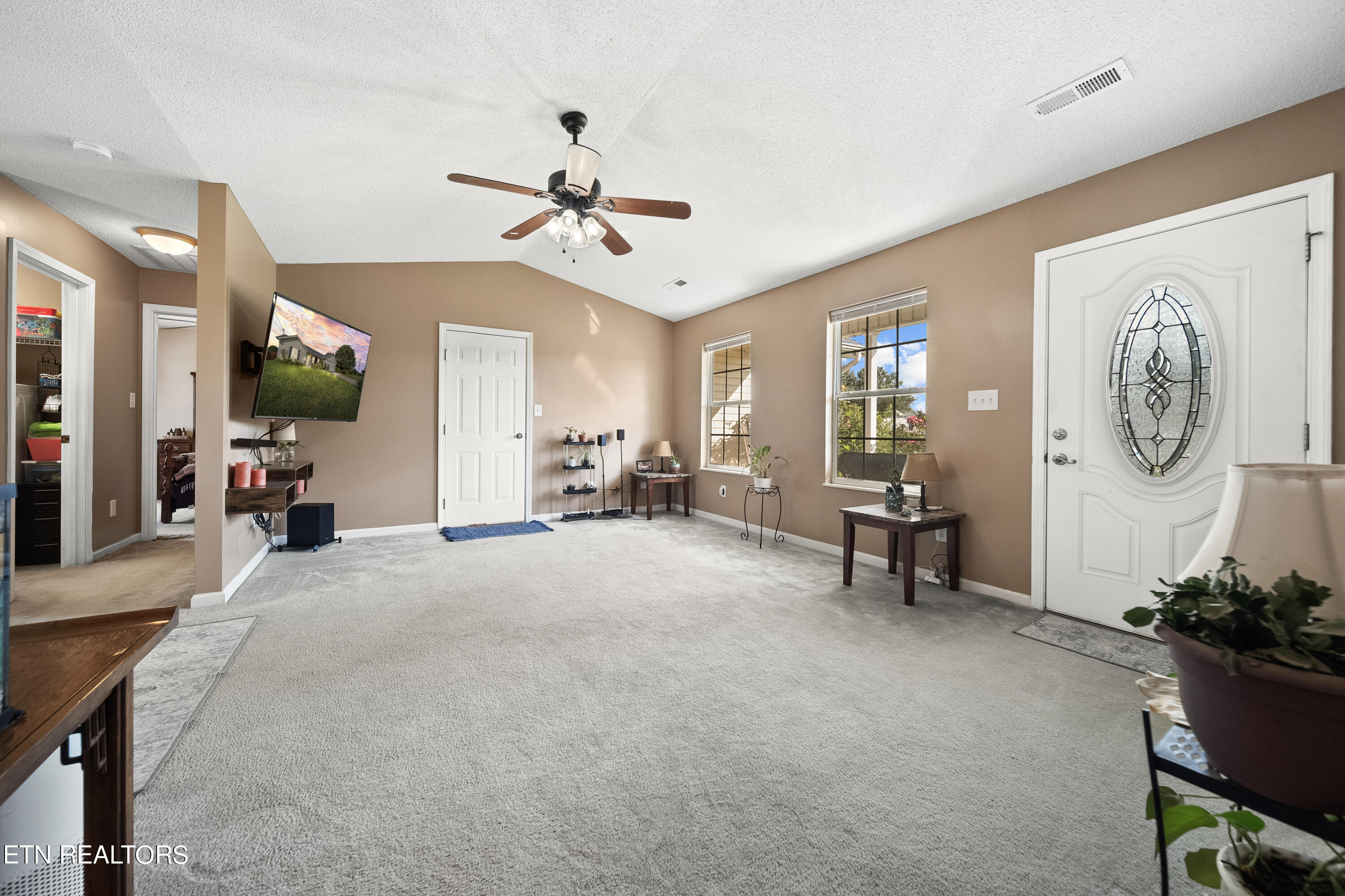 7561 Gary White Road Corryton, TN 37721 - Photo 5 of 20 DSC08001