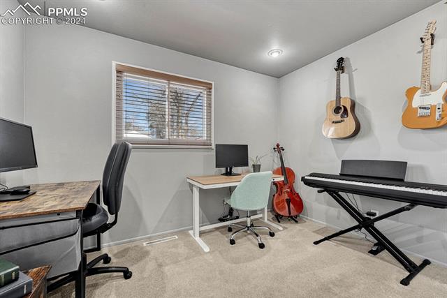 1825 Whitman Road Colorado Springs, CO 80910 - Photo 19 of 31