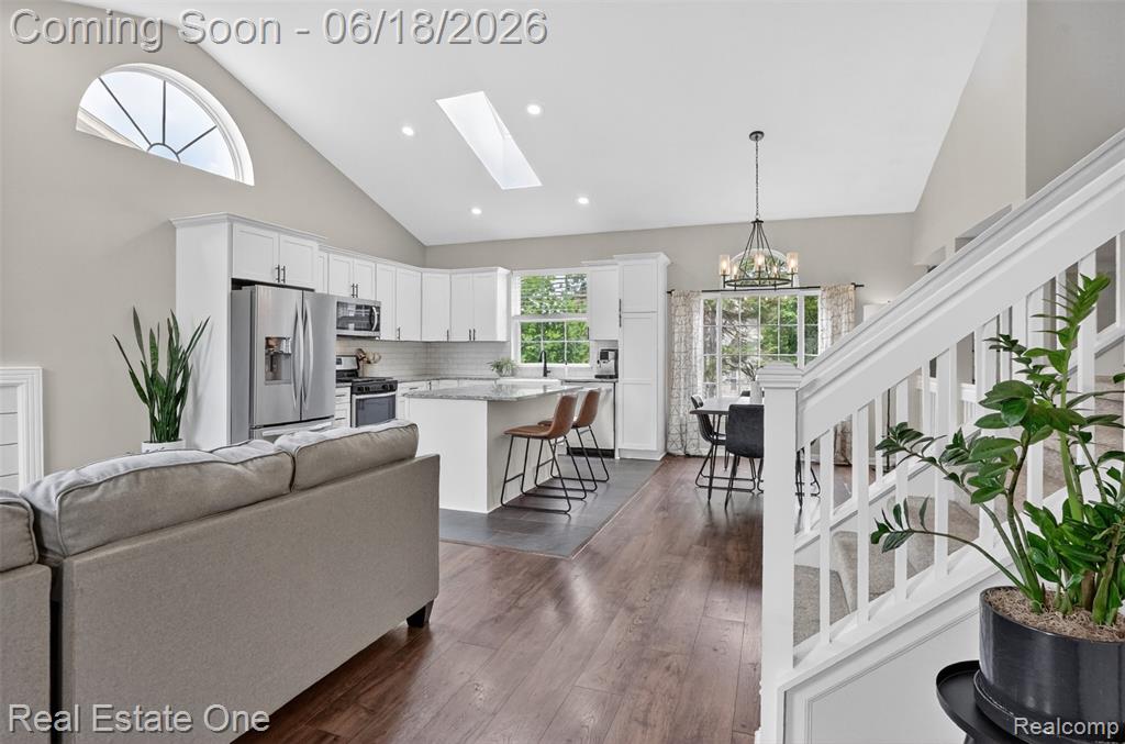 475 Court Lane Howell, MI 48843 - Photo 4 of 55