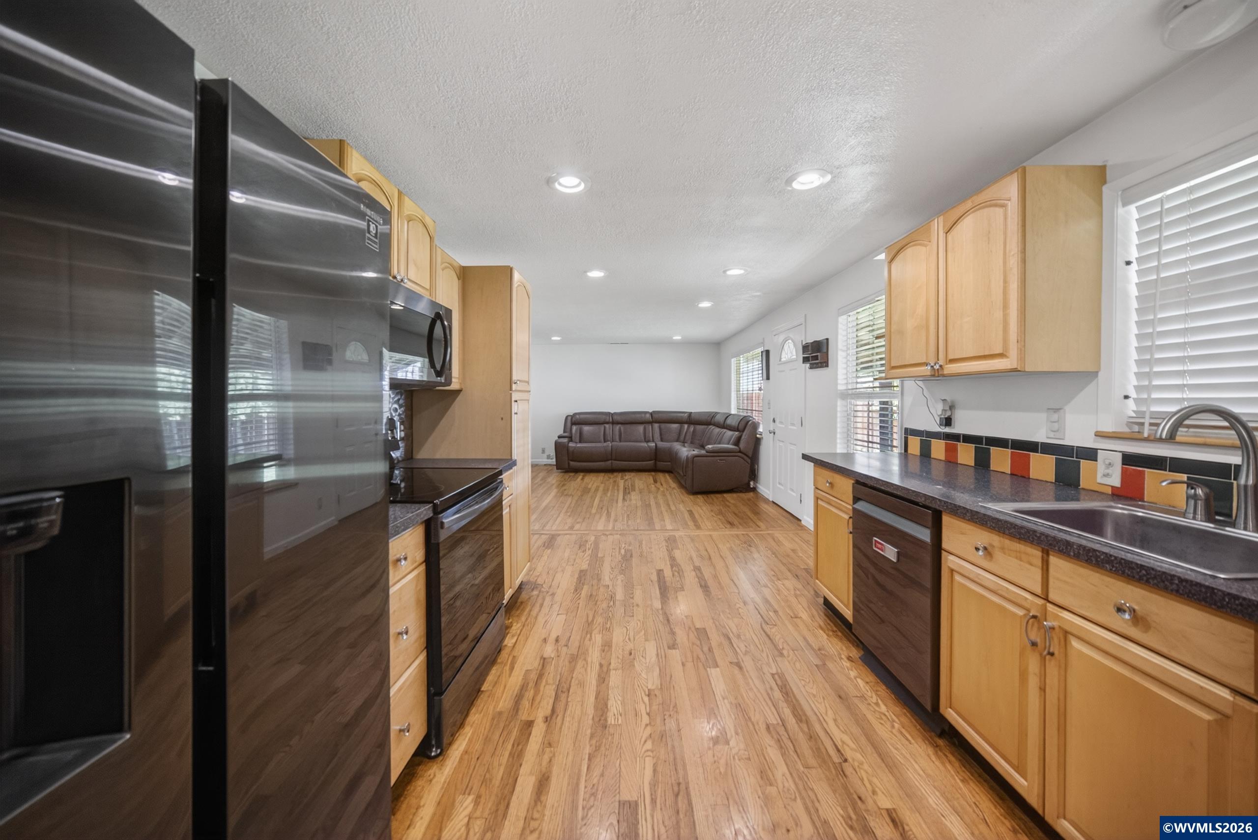 1530 Boone Road Southeast Salem, OR 97306 - Photo 10 of 26 Gallery Image 10