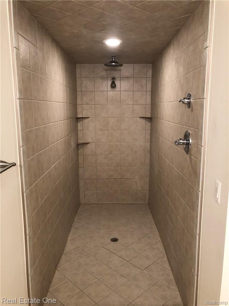 3675 Tremonte Circle, Unit 77 Rochester, MI 48306 - Photo 30 of 38 263.JPG