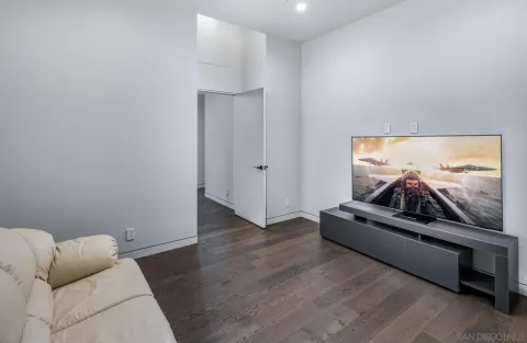 $5,695,000 | 2035 Evergreen Street, San Diego, CA 92106