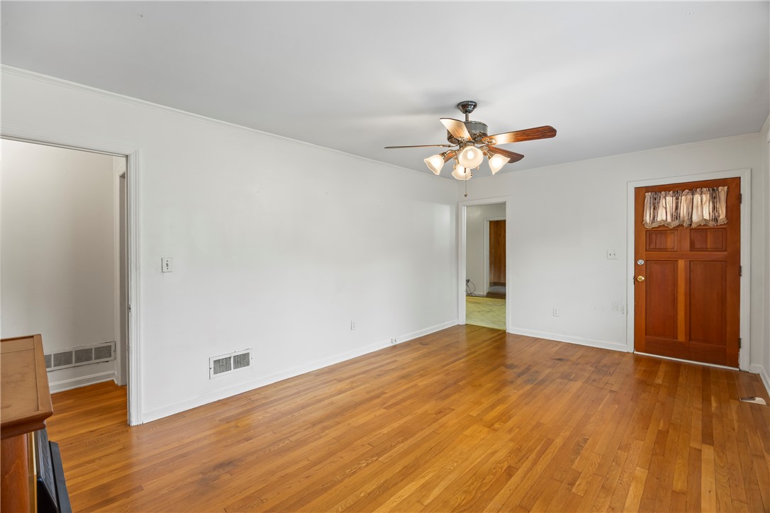 104 Henry Avenue Seneca, SC 29678 - Photo 6 of 50