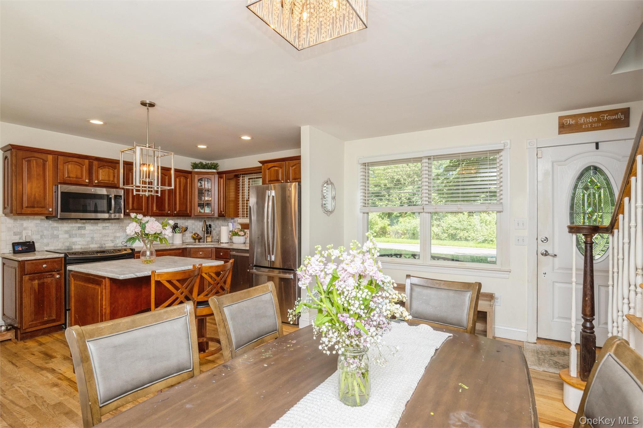 136 Mills Pond Road St. James, NY 11780 - Photo 10 of 27 Gallery Image 10