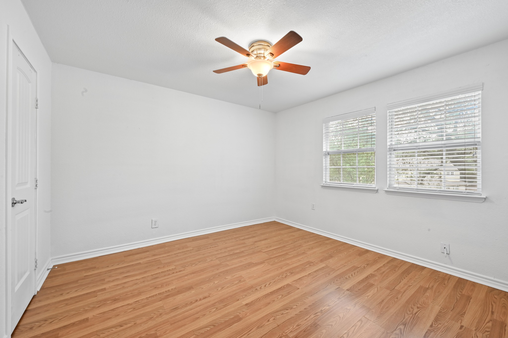 1504 Allen Road, Unit B Austin, TX 78746 - Photo 12 of 22 Primary Bed