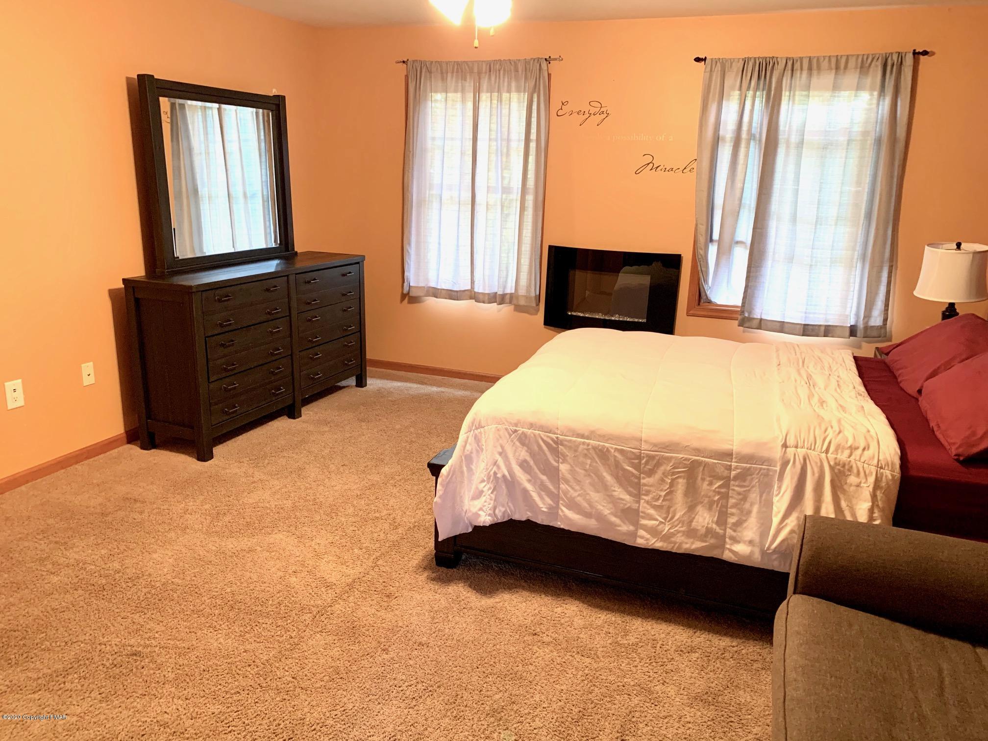 238 Dorset Road Tobyhanna, PA 18466 - Photo 21 of 29 IMG_4833