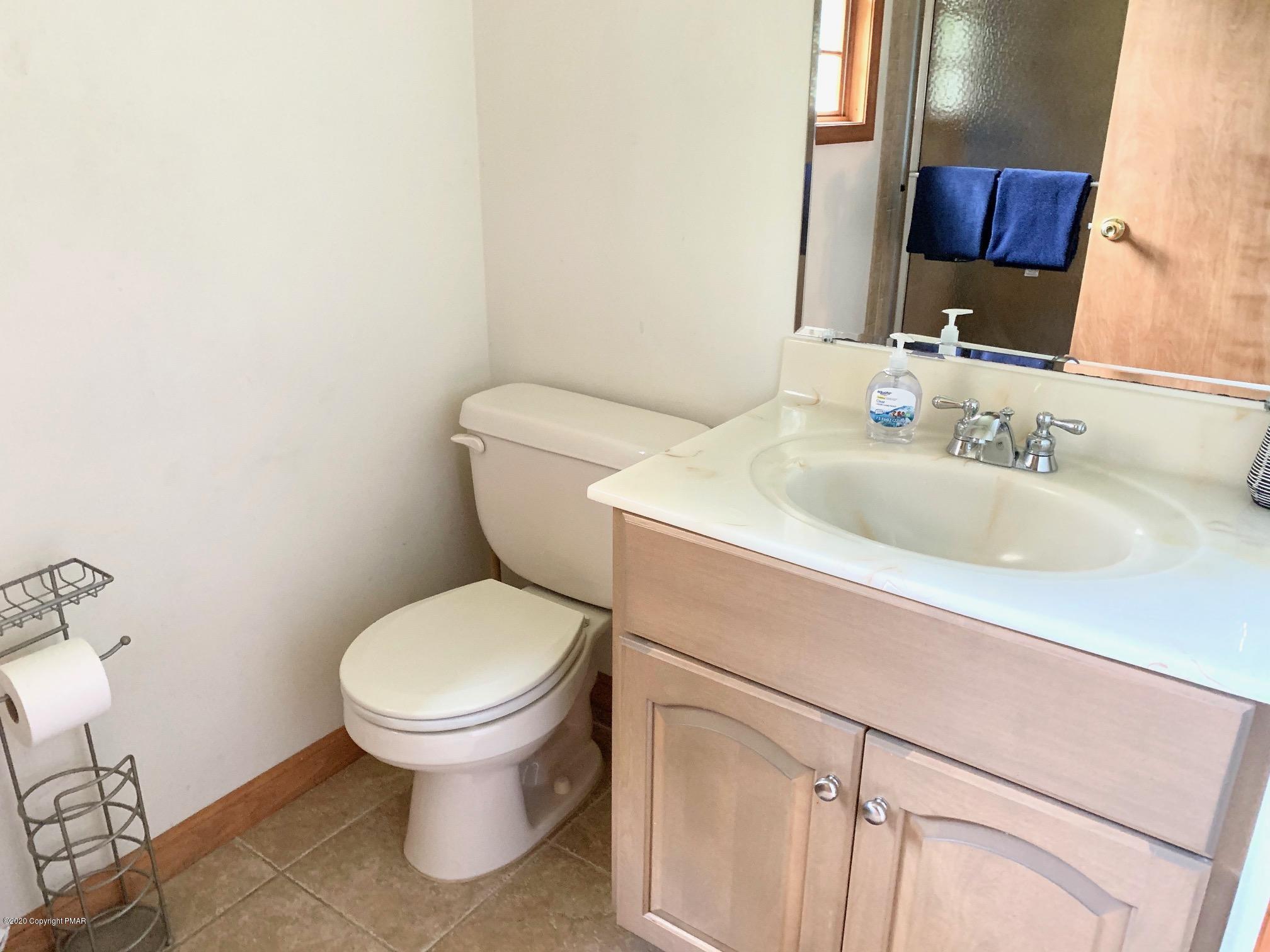 238 Dorset Road Tobyhanna, PA 18466 - Photo 22 of 29 IMG_4837