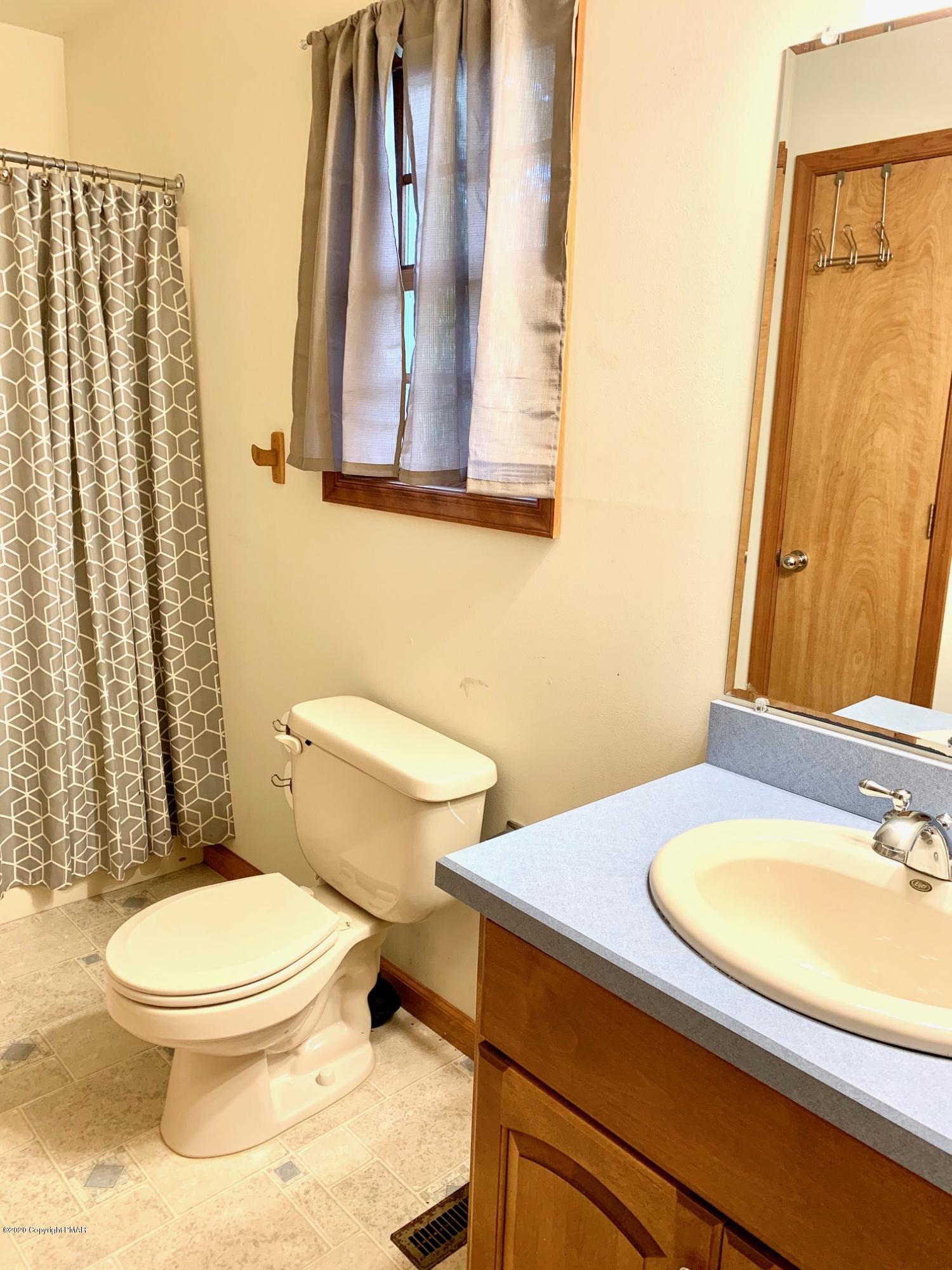 238 Dorset Road Tobyhanna, PA 18466 - Photo 27 of 29 IMG_4849