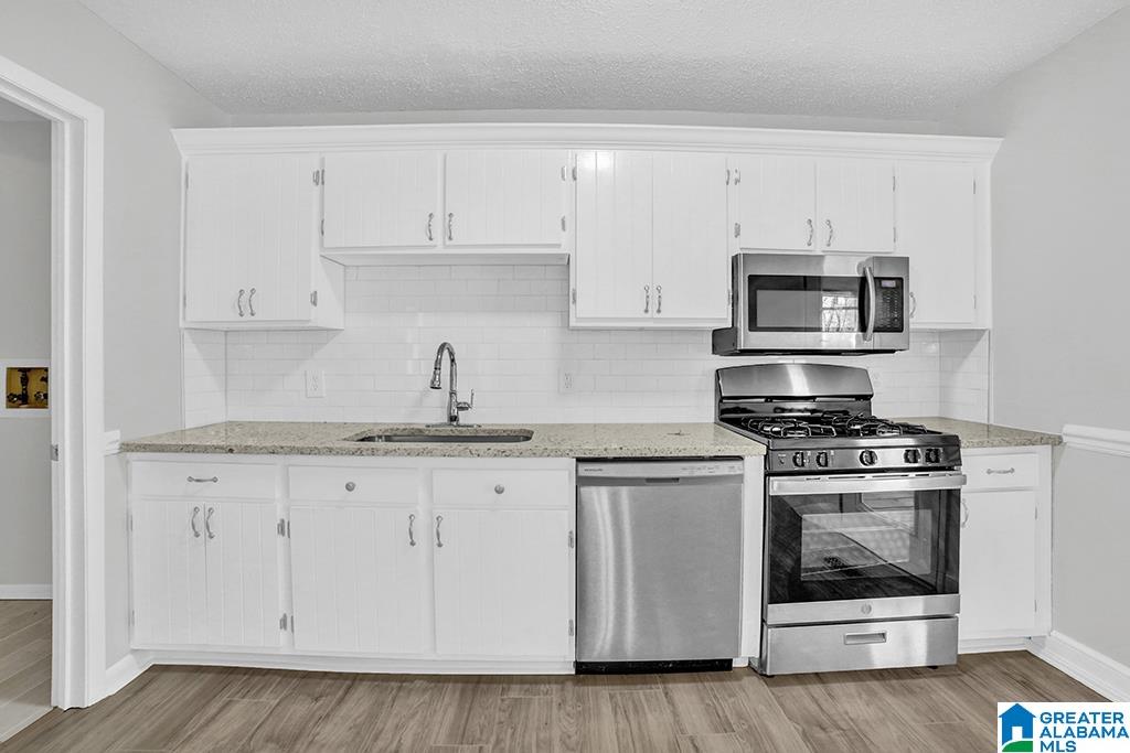 5956 Creekwood Road Birmingham, AL 35210 - Photo 8 of 27