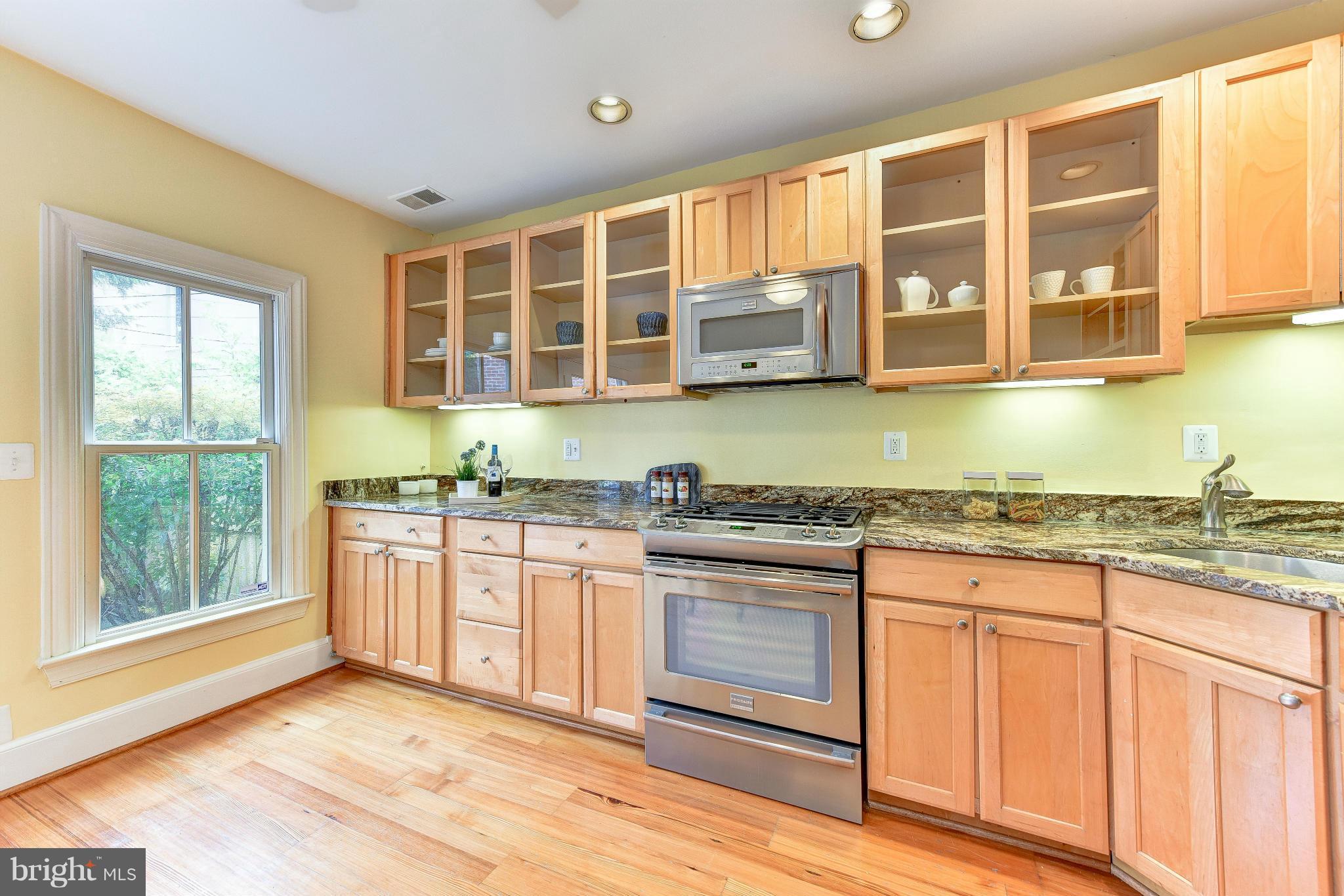 650 A Street Northeast Washington, DC 20002 - Photo 9 of 25 Kitchen