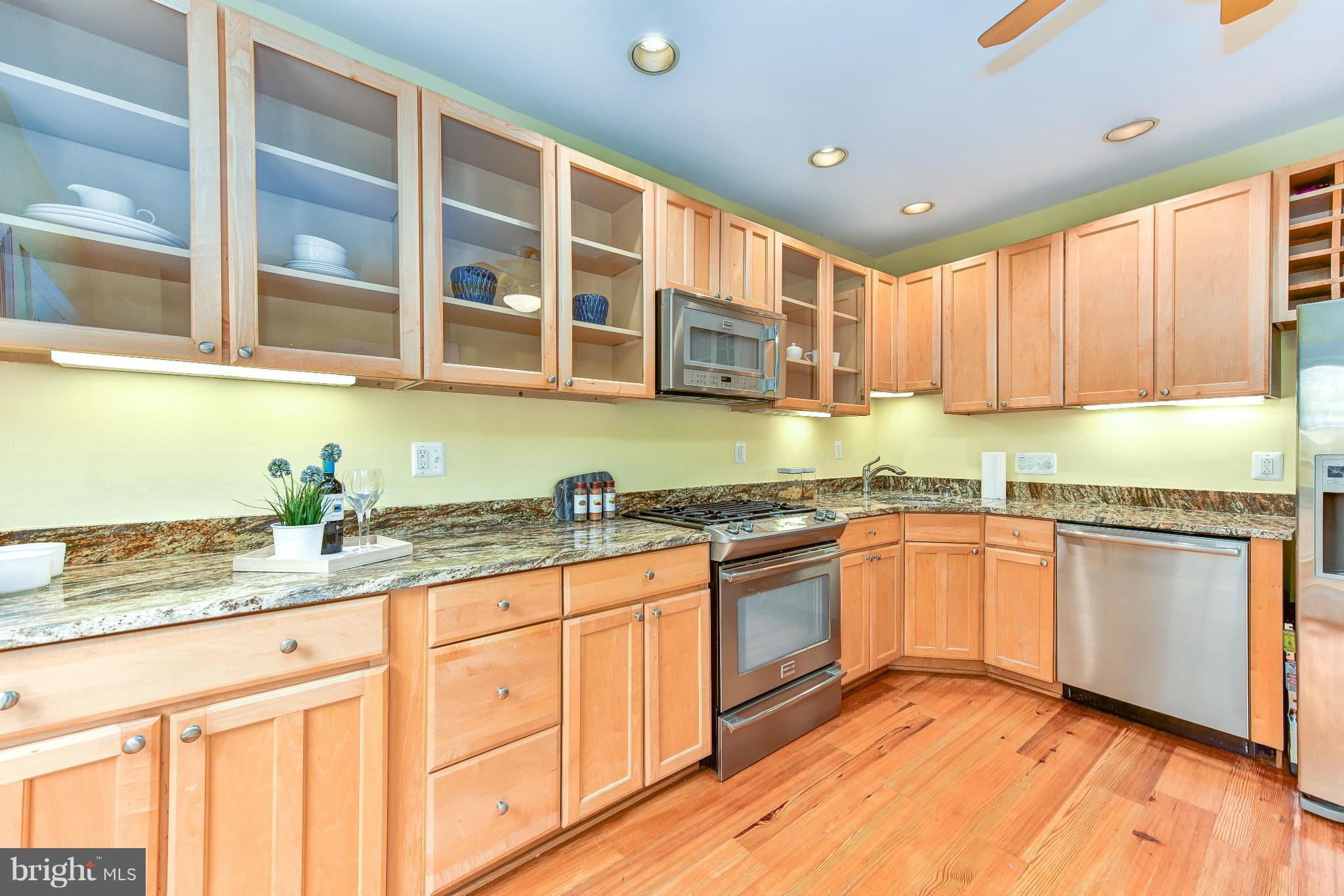 650 A Street Northeast Washington, DC 20002 - Photo 10 of 25 Kitchen