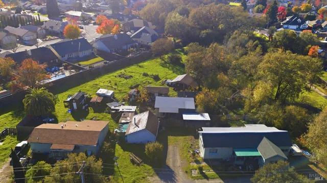 $1,100,000 | 6283-6285 Old Redwood Highway, Windsor, CA 95492