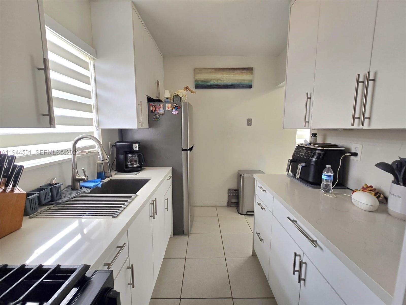 1265 West 24th Street, Unit 201 Hialeah, FL 33010 - Photo 13 of 35