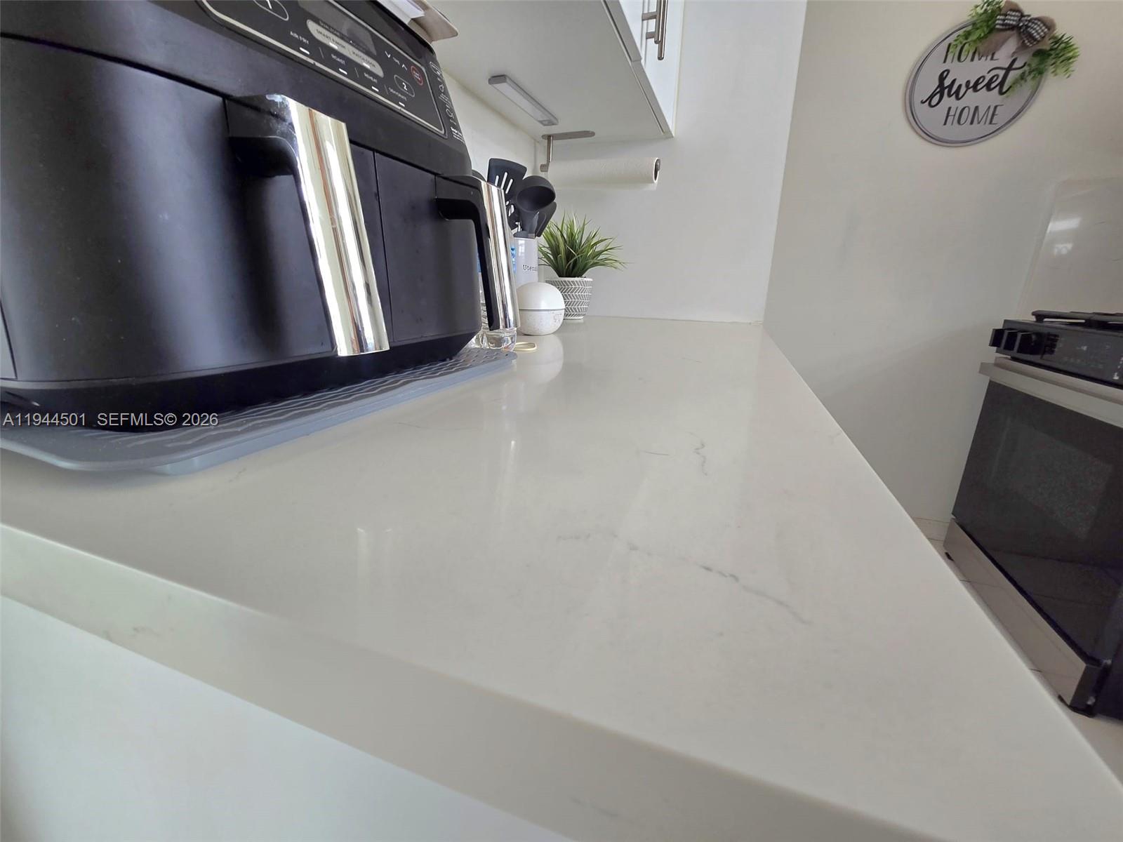 1265 West 24th Street, Unit 201 Hialeah, FL 33010 - Photo 14 of 34