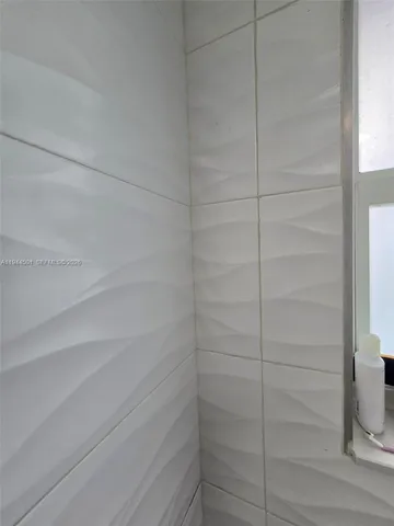 $230,000 | 1265 West 24th Street, Unit 201, Hialeah, FL 33010