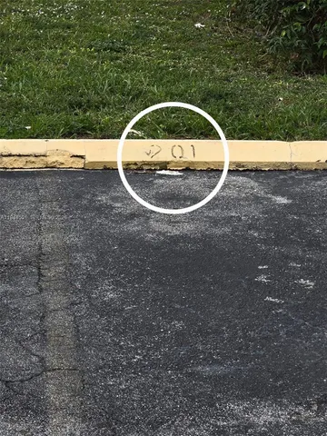 $230,000 | 1265 West 24th Street, Unit 201, Hialeah, FL 33010