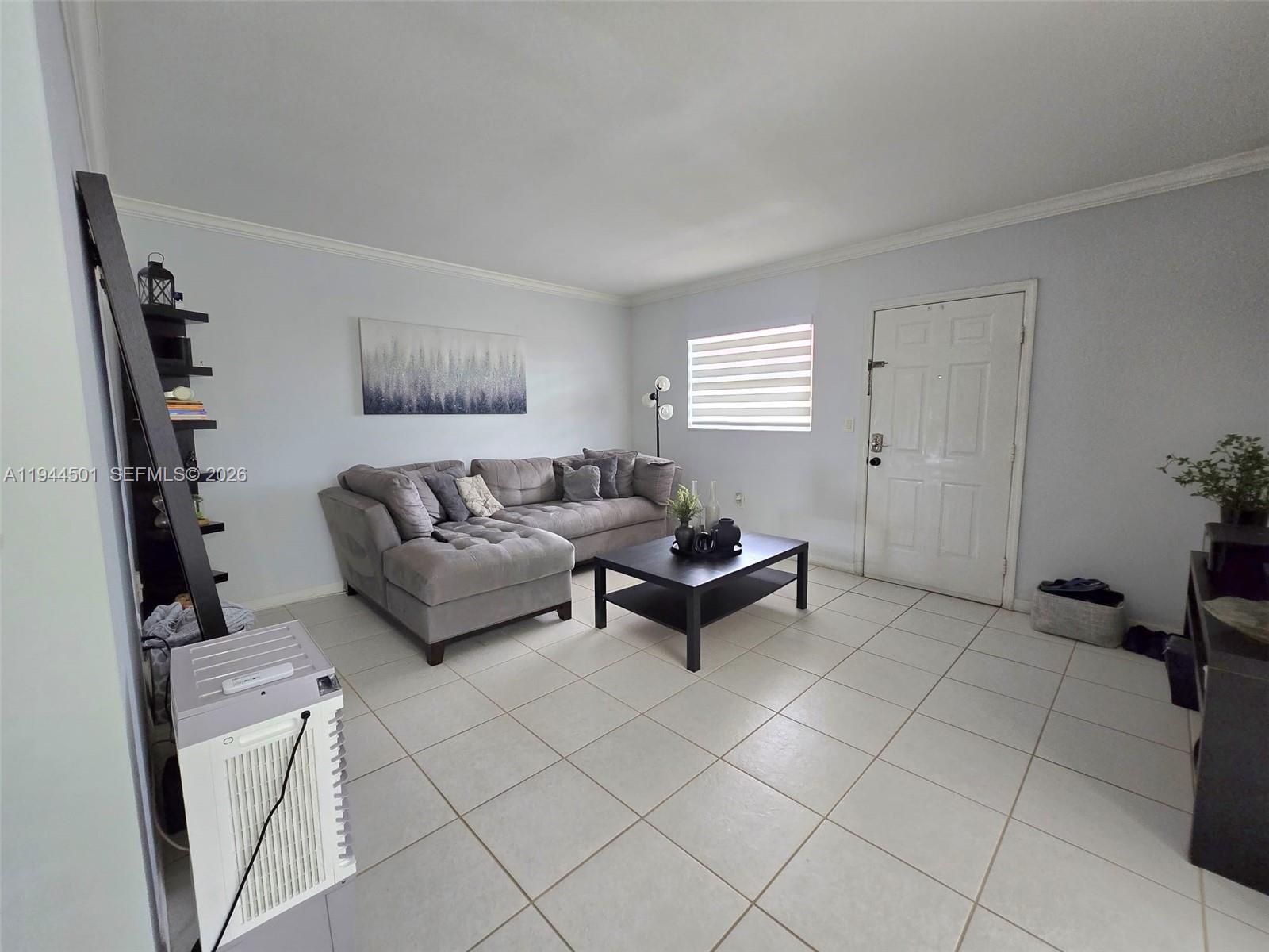 1265 West 24th Street, Unit 201 Hialeah, FL 33010 - Photo 4 of 34