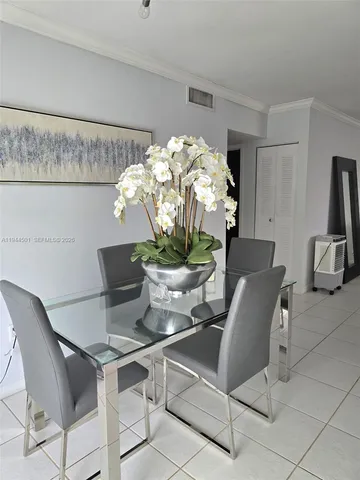 $230,000 | 1265 West 24th Street, Unit 201, Hialeah, FL 33010