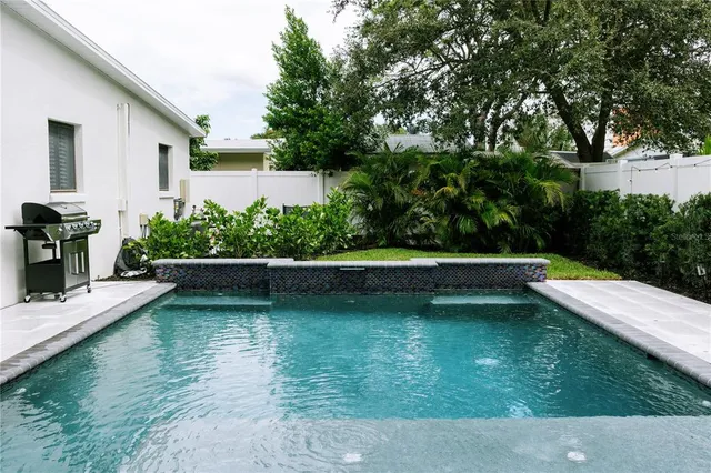 $4,500 | 4316 South Lois Avenue, Tampa, FL 33611