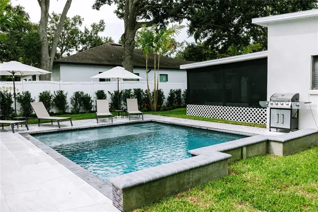 $4,500 | 4316 South Lois Avenue, Tampa, FL 33611