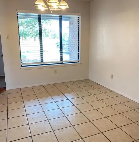$1,000 | 6610 Hope Avenue, Lubbock, TX 79424