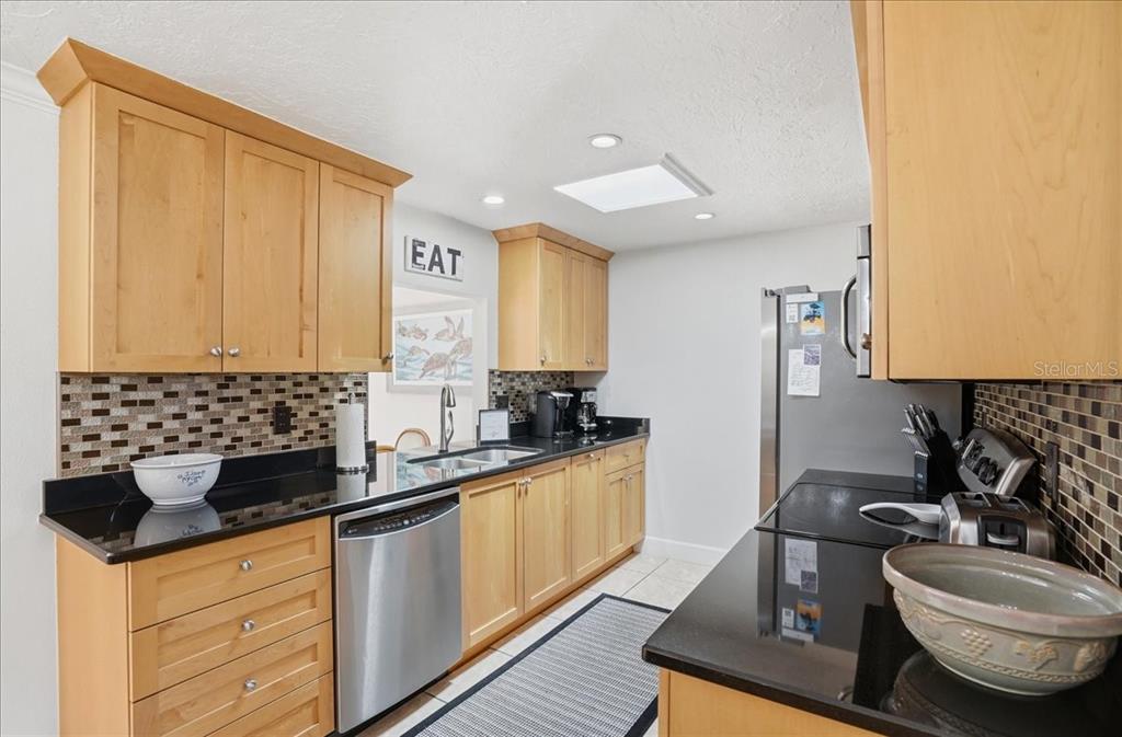 1129 Riviera Street Venice, FL 34285 - Photo 12 of 73