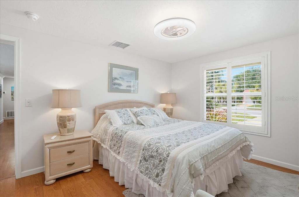 1129 Riviera Street Venice, FL 34285 - Photo 34 of 73