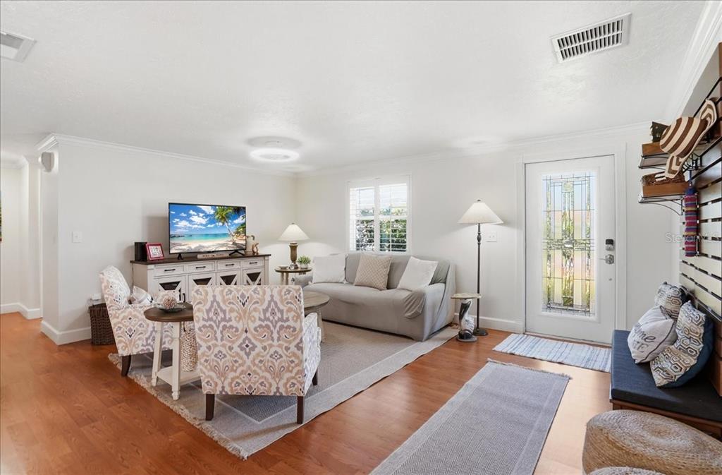 1129 Riviera Street Venice, FL 34285 - Photo 6 of 73