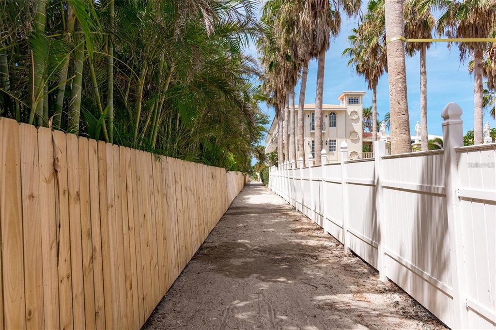 1129 Riviera Street Venice, FL 34285 - Photo 69 of 73