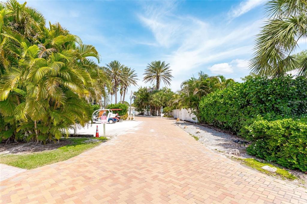 1129 Riviera Street Venice, FL 34285 - Photo 72 of 73