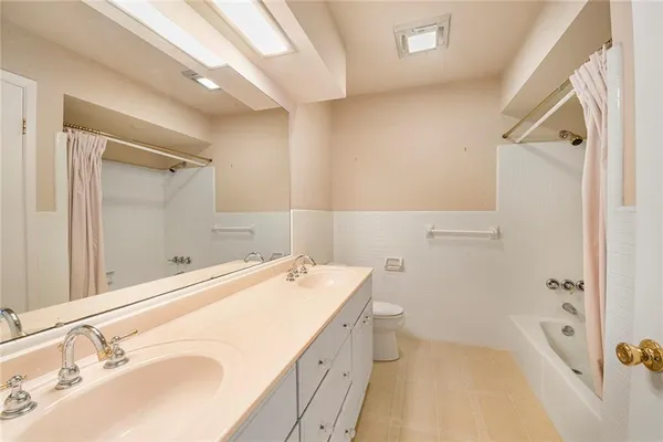 $349,900 | 4405 Napoli Drive, Metairie, LA 70002